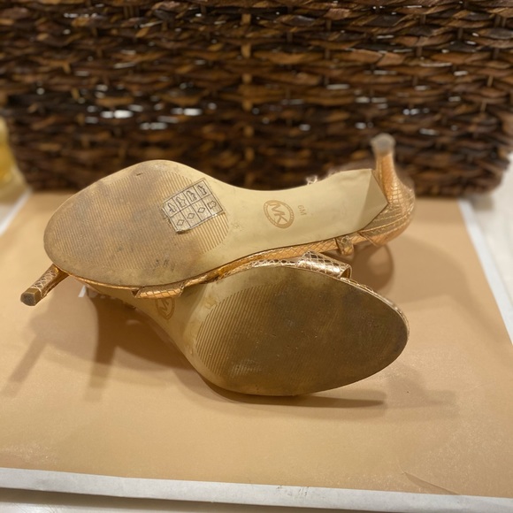 MIcheal MK sandals / heels - Picture 6 of 11